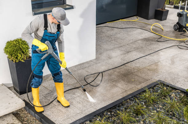 Why Choose Our Certified Pressure Washing Experts for Your Project Needs in Four Corners, TX?